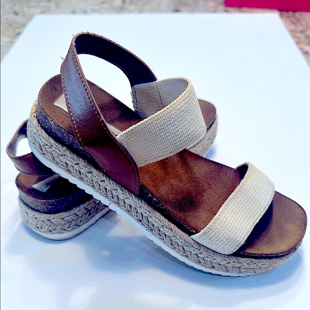 STEVE MADDEN Espadrille Shoes with Platform Sole - Picture 2 of 6